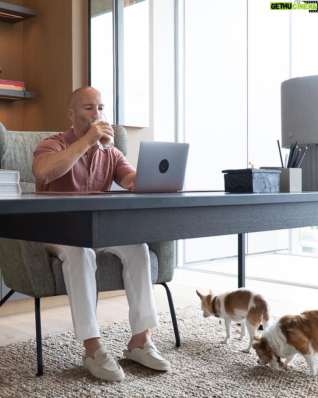 Jason Oppenheim Instagram - #ad Summer Fridays with the three loves of my life. Niko, Zelda and @keurig š Since I got this K-ICED brewer and these ridiculously good @greenmtncoffee ICED Vanilla Caramel K-Cup pods, I can have an iced coffee no matter what Iām doing around the house. I might not leave home at all this summer. Well, maybe to sell a few houses... Grab yours at Keurig.com. #keurigpartner
