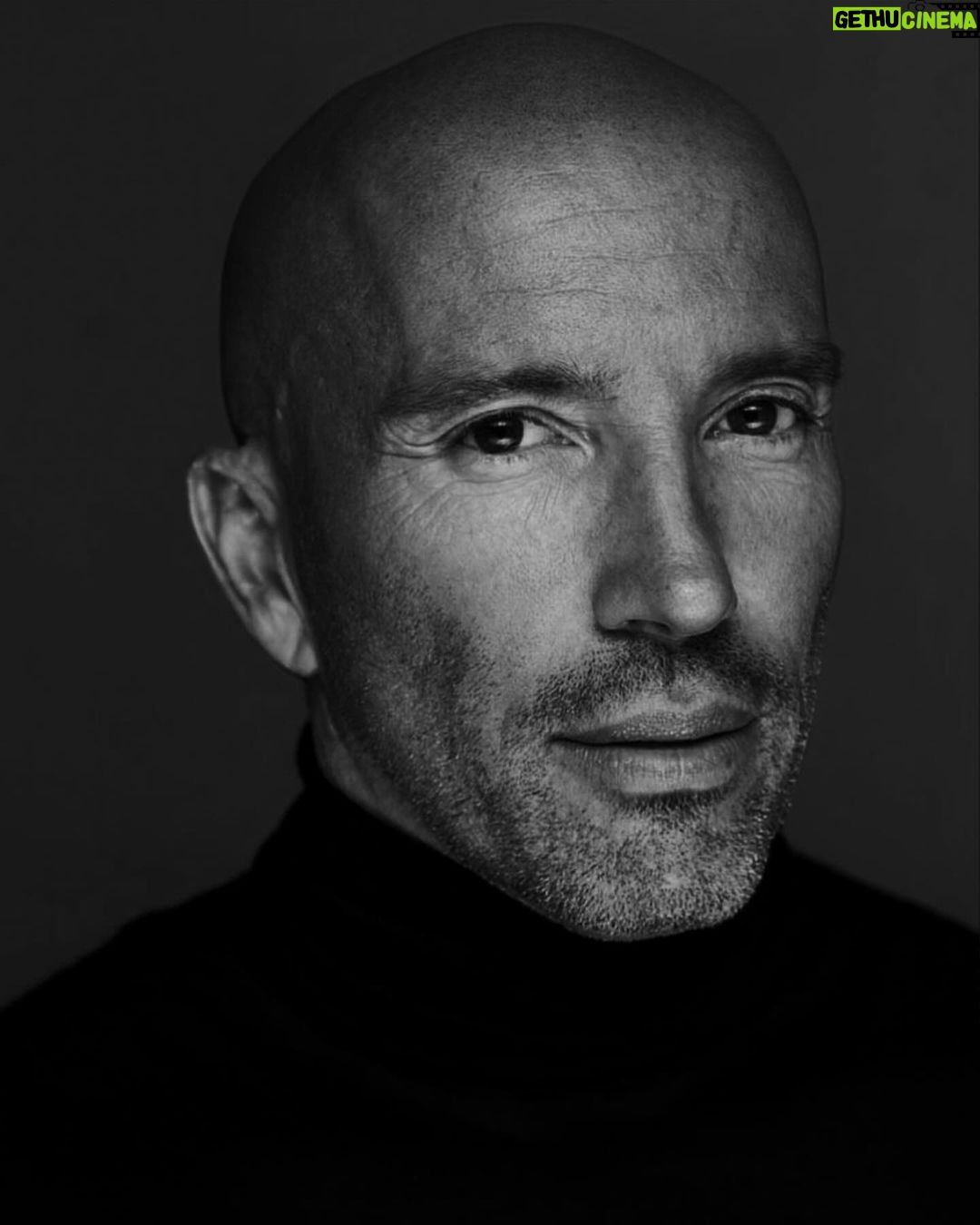 Jason Oppenheim - 54.7K Likes - Color is everything, but black and white is even more.
📸 @manfredbaumann
