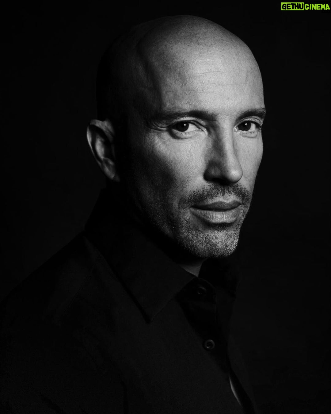 Jason Oppenheim - 54.7K Likes - Color is everything, but black and white is even more.
📸 @manfredbaumann