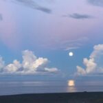 Jasper Liu Instagram – 月光海 還是日光呢 大自然總是能讓自己放鬆下來。蟲鳴的聲音 真是最好聽的音樂了