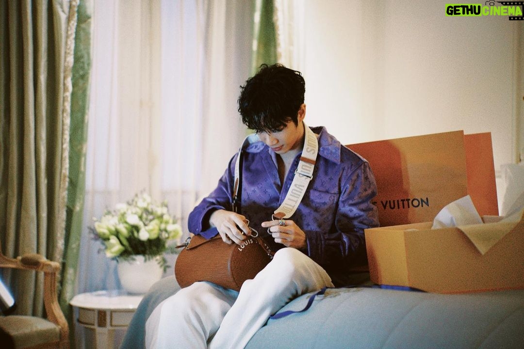Jasper Liu - 73.9K Likes - 💜💜💜