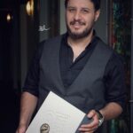 Javad Ezzati Instagram - باشد به یادگار برای فیلم مرد بازنده
