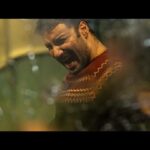 Javad Ezzati Instagram – 🎥
فیلمی که برای احیا و بازگشایی سالنهای سینما پیش قدم شد
رونمایی از اولین تیزر «شنای پروانه»
.
اولین تیزر فیلم سینمایی «شنای پروانه» به کارگردانی محمد کارت، تهیه کنندگی رسول صدرعاملی و سرمایه‌گذاری محمدصادق رنجکشان توسط میثم میرزائی ساخته شده است.
.
«شنای پروانه» از چهارشنبه ۴ تیرماه با توجه به ضدعفونی شدن تمام  سینماهای کشور و با رعایت پروتکل بهداشتی اکران می شود و خانواد‌ه‌ها و دوستان می‌توانند در کنار هم با فاصله از بقیه به صورت استفاده از ۵۰ درصد ظرفیت صندلی‌ سالنها، به تماشای این فیلم بر پرده سینماها بنشینند.
. «شنای پروانه» فیلم تحسین شده سال است که جواد عزتی ،طناز طباطبایی، امیر آقایی، علی شادمان، مهدی حسینی‌نیا، مه‌لقا باقری، ایمان صفا، بهروز پناهنده، ناهید مسلمی،  نادر شهسواری، روح الله مهرابی،نیلوفر شهفری،محمد مطهری پور با معرفی آبان عسکری و هنرمندی پانته‌ آ بهرام و حضور افتخاری علیرضا داودنژاد در آن به ایفای نقش پرداخته ‌اند.
.
نویسندگی فیلم را محمد کارت، حسین دوماری و پدرام پورامیری بر عهده داشته اند. همچنین سيد مازیار هاشمی به عنوان مجری طرح در «شنای پروانه» حضور داشته است.
.
.
.
@meysammirzaee
‎‏@filmnewsmedia
‎‏@mohammadkart
‎‏@rasoul_sadrameli
‎‏@seyed.maziar.hashemi