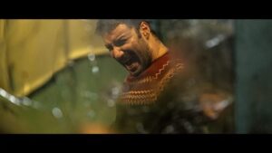 Javad Ezzati Instagram - 🎥
فیلمی که برای احیا و بازگشایی سالنهای سینما پیش قدم شد
رونمایی از اولین تیزر «شنای پروانه»
.
اولین تیزر فیلم سینمایی «شنای پروانه» به کارگردانی محمد کارت، تهیه کنندگی رسول صدرعاملی و سرمایه‌گذاری محمدصادق رنجکشان توسط میثم میرزائی ساخته شده است.
.
«شنای پروانه» از چهارشنبه ۴ تیرماه با توجه به ضدعفونی شدن تمام  سینماهای کشور و با رعایت پروتکل بهداشتی اکران می شود و خانواد‌ه‌ها و دوستان می‌توانند در کنار هم با فاصله از بقیه به صورت استفاده از ۵۰ درصد ظرفیت صندلی‌ سالنها، به تماشای این فیلم بر پرده سینماها بنشینند.
. «شنای پروانه» فیلم تحسین شده سال است که جواد عزتی ،طناز طباطبایی، امیر آقایی، علی شادمان، مهدی حسینی‌نیا، مه‌لقا باقری، ایمان صفا، بهروز پناهنده، ناهید مسلمی،  نادر شهسواری، روح الله مهرابی،نیلوفر شهفری،محمد مطهری پور با معرفی آبان عسکری و هنرمندی پانته‌ آ بهرام و حضور افتخاری علیرضا داودنژاد در آن به ایفای نقش پرداخته ‌اند.
.
نویسندگی فیلم را محمد کارت، حسین دوماری و پدرام پورامیری بر عهده داشته اند. همچنین سيد مازیار هاشمی به عنوان مجری طرح در «شنای پروانه» حضور داشته است.
.
.
.
@meysammirzaee
‎‏@filmnewsmedia
‎‏@mohammadkart
‎‏@rasoul_sadrameli
‎‏@seyed.maziar.hashemi