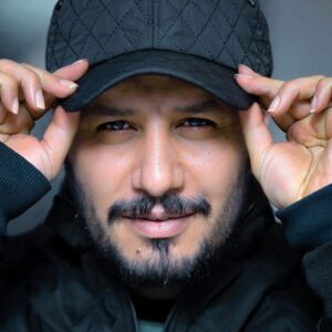 Javad Ezzati Instagram - اگر چه مستى عشقم خراب كرد ولى
اساس هستى من زان خراب ابادست
...حافظ...