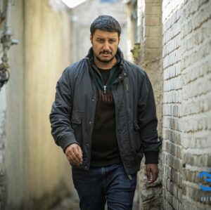 Javad Ezzati Instagram - ...كار خوبه خدا درست كنه سلطان محمود خر كيه..
پ ن : ديالوگ شناى پروانه