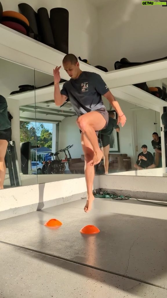 Javier 'Chicharito' Hernández Instagram - Working every single day. We don’t know any other way! 💥🤪🤩 Los Angeles, California