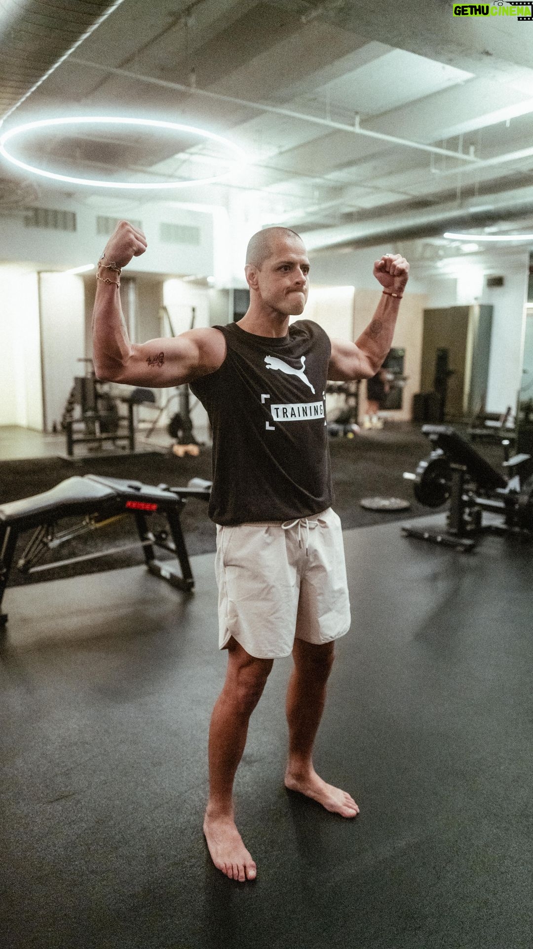 Javier 'Chicharito' Hernández Instagram - Working everywhere no matter what! 💪🏽 New York, New York