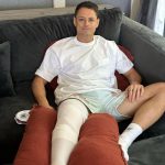 Javier 'Chicharito' Hernández Instagram - Muchísimas gracias al Dr. Bert Mandelbaum y a todo su equipo por el gran trabajo que hicieron en la operación el día de hoy. Ya en casa descansando y listo para darle con todo a la recuperación! 💪🏽 Los Angeles, California