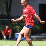 Javier 'Chicharito' Hernández Instagram - Preparándonos para lo que viene… ❤️‍🔥🤘🏽🏟️ Guadalajara, Jalisco
