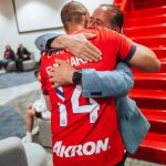 Javier 'Chicharito' Hernández Instagram - Todavía sigo sin creer lo que sucedió anoche… estás 10 fotos describen solo un poco la magnitud de lo que sucedió ayer. GRACIAS ETERNAS a cada uno que asistió, que estuvo involucrado en toda la organización del evento y a toda la gente que siguió la transmisión. Esto solo me hace amar aún más a la mejor institución que existe. Me hace querer entregarme aún más. Aportar aún más. Ayudar a que la historia de @chivas siga impactando a millones de humanos en el mundo. Y estoy seguro que si estamos todos UNIDOS y apoyándonos el uno al otro podremos lograr el objetivo deseado más temprano que tarde. LOS AMO! ❤️‍🔥 ♾️ Guadalajara, Mexico