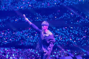 Jay Chou Instagram - Day4 看到有些歌迷朋友帶著孩子來參加我的演唱會 看來 我要一直唱下去了😂 I see fans bringing their kids to my concerts and all having a good time. Looks like I will have to continue singing for the next generation. #太原 #worldtour #concert