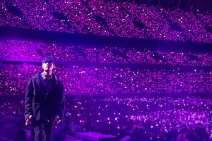 Jay Chou Instagram - Day4 看到有些歌迷朋友帶著孩子來參加我的演唱會 看來 我要一直唱下去了😂 I see fans bringing their kids to my concerts and all having a good time. Looks like I will have to continue singing for the next generation. #太原 #worldtour #concert