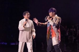 Jay Chou Instagram - Jackie Chan in the house! What a surprise and what a night!  謝謝大哥「千里之外」專程來支持 竟然還唱了「聽媽媽的話」真的是太屌了 @jackiechan