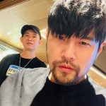 Jay Chou Instagram - 感受到開心的氛圍 送大家久違的自拍 演唱會鬍子可以不刮嗎 😂 🧔🏻