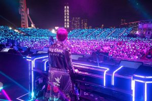 Jay Chou Instagram - Day 4 有人還沒睡的嗎 要點歌嗎😂 #hongkong #carnival #concert #worldtour