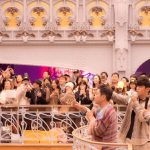 Jay Chou Instagram - Happy to be back at where we shot the music video for “Greatest Works of Art” — La Samaritaine! It feels so great to have had the opportunity to meet you guyz right after my concert in Paris. Come check out the spot where I play the piano in the MV, and don’t forget to tag me in your photos!