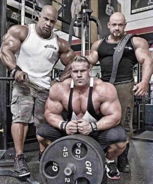 Jay Cutler Instagram - When this crew was in Gold’s Gym Venice we had one goal in mind, to out work everyone and tear it up. 
Tag your favorite workout partner that you kill it with in the comments below. Let’s see who you’re working with.