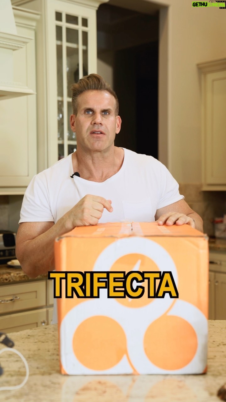Jay Cutler Instagram - Nutrition is always key and with 9 weeks to go on my Fit For 50, Trifecta keeps me track with meals delivered to my door. Get 50% off your first order using code SPLASH50 through this weekend.