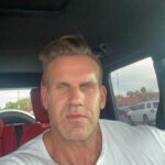 Jay Cutler Instagram - Follow my journey as I share the next 12 weeks as I aim to be my BEST shape since I retired in 2013. I share my daily tips and experiences thru my #jaymail Click the LinkTree JAYMAIL 💪