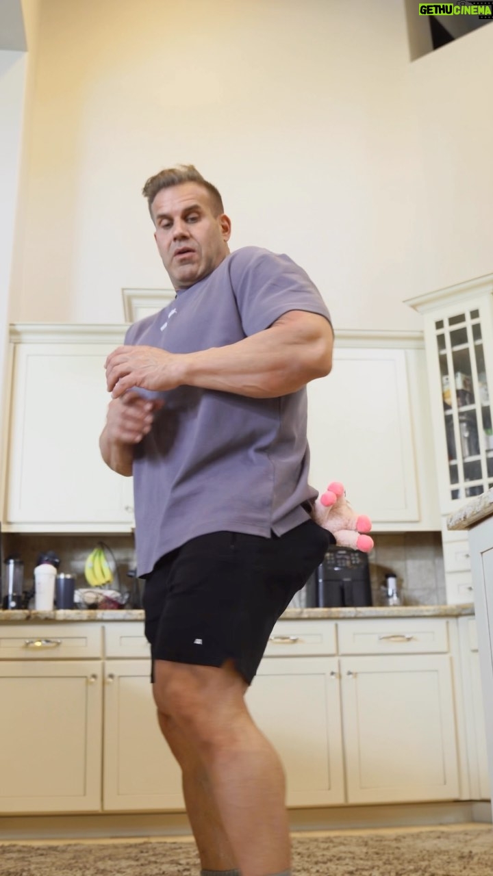 Jay Cutler - 109.9K Likes - If it’s good enough for them, it’s good enough for me.
Capone and Daisy decided to share @jayspetbutter with me.