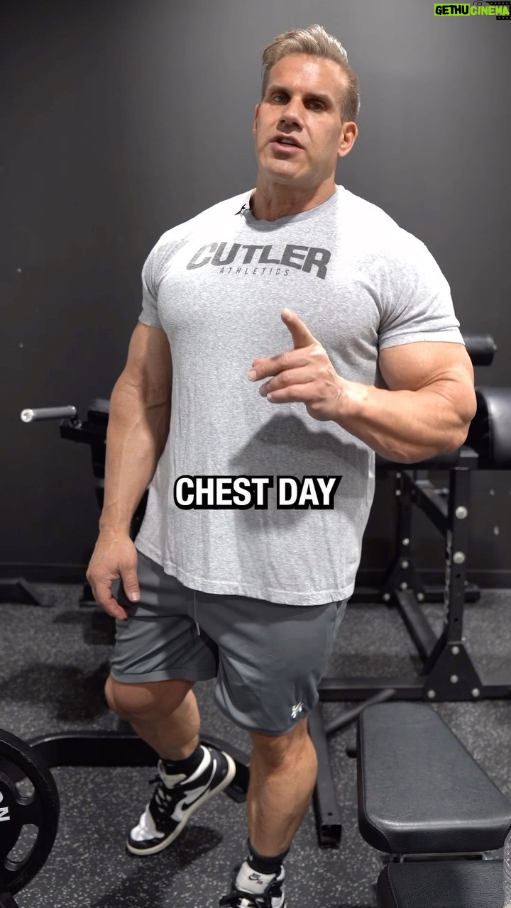 Jay Cutler Instagram - Calf Training: My Top 3 Exercises for Bigger Calves 💥 #gymtips