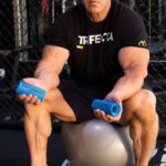 Jay Cutler Instagram - I even use Fat Gripz on chest day. When do you use them? Comment below ⬇️ #FatGripz