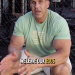 Jay Cutler Instagram - Barbells VS Dumbbells for Bench Press: Which one is Best? We leave our egos at the Door. #Fitness
