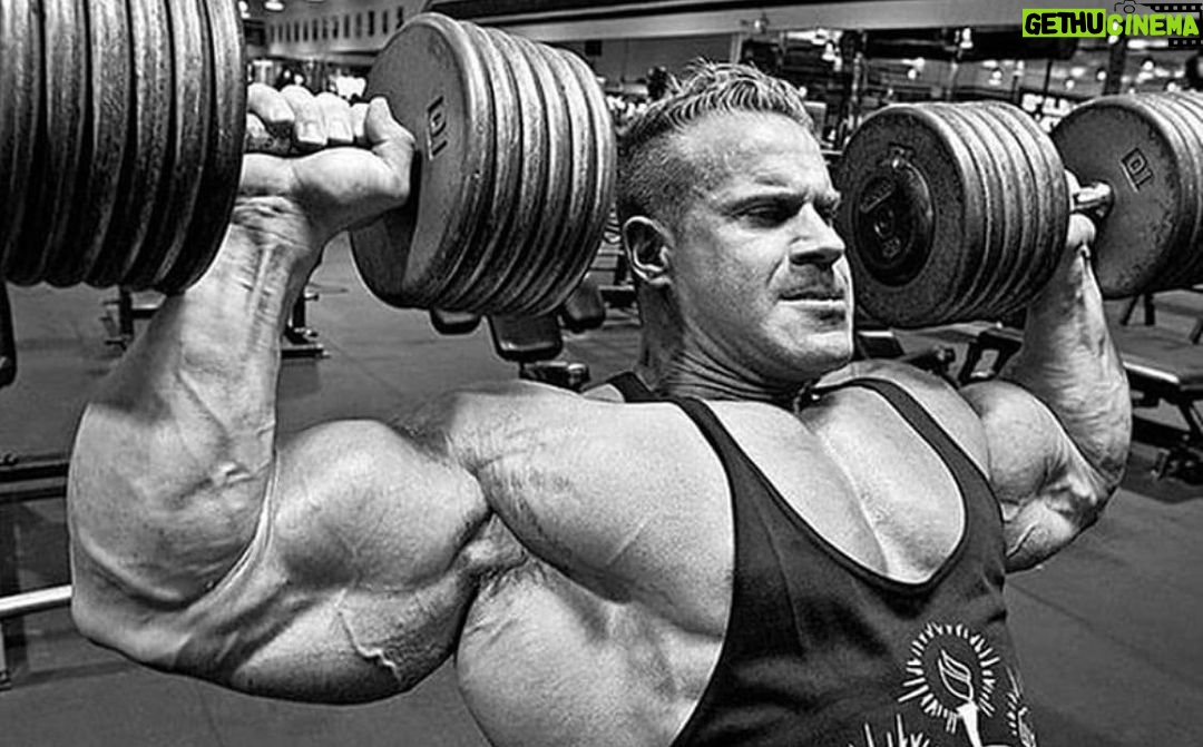 Jay Cutler - 108.7K Likes - “Never show the weight you’re scared.”