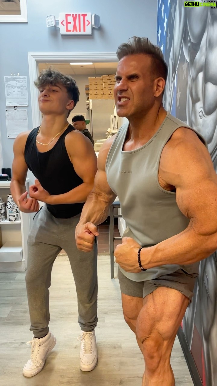 Jay Cutler - 140.7K Likes - At your biggest moment the platform is yours. Always be ready.