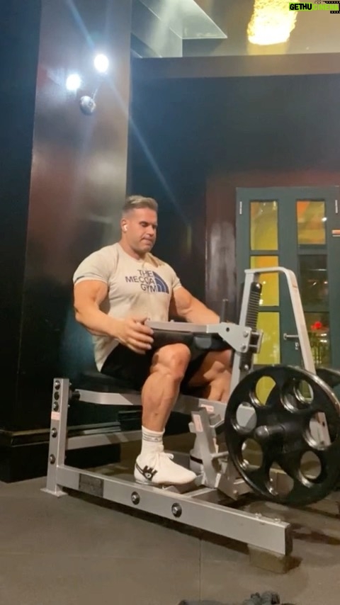 Jay Cutler Instagram - My advice on building calves. Add this to your routine and watch your calves grow. Las Vegas, Nevada