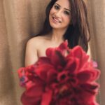 Jazz Sodhi Instagram - Happy Valentine’s Day 💝 #valentines #valentinesday