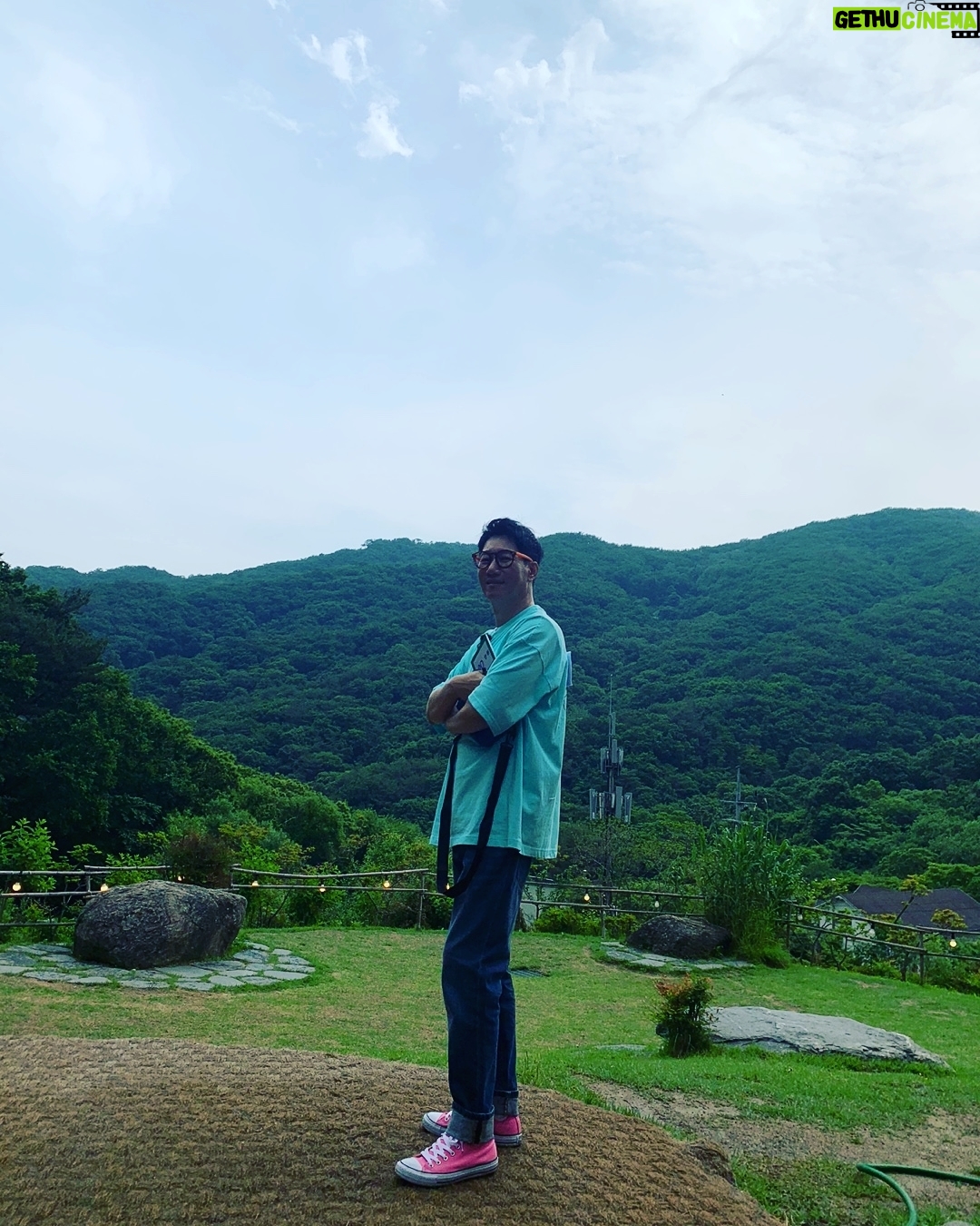 Jee Seok-jin - 115.3K Likes - 종국이 작품 #종국이가찍어줌 #카메라기술 #비율뭐임? #또찍어줘