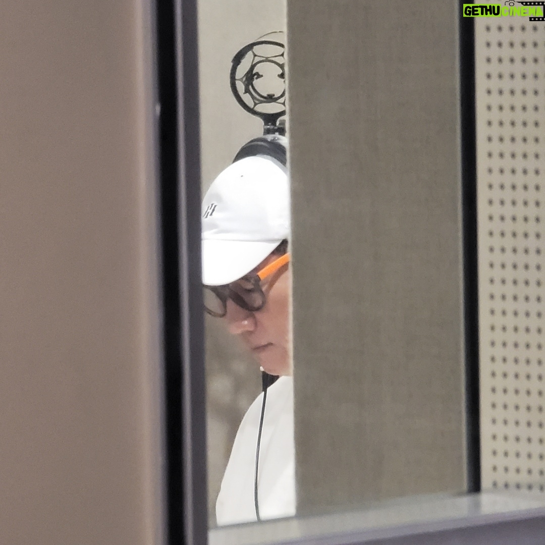 Jee Seok-jin - 101.4K Likes - 녹음하는거 너무 좋다♡ #원슈가찍어줌 #고마워