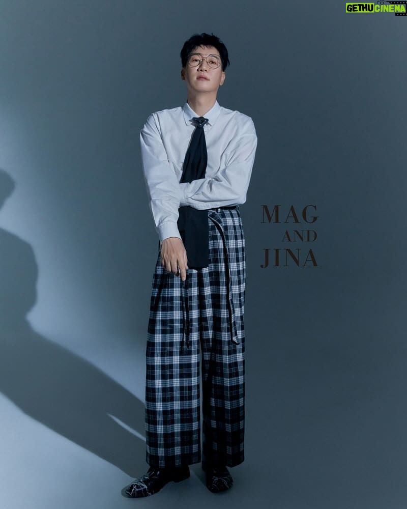 Jee Seok-jin - 262.9K Likes - #화보촬영 #MagandJina #다들고생하셨어요#스태프들모두감사합니다 #당신들은진정프로입니다