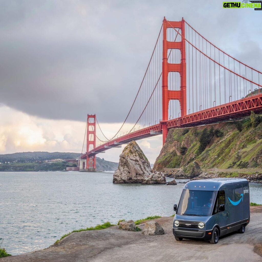 Jeff Bezos Instagram - #Regram⁣⁣ ⁣⁣ @amazon 🚚 One of the first places where you can spot our new electric delivery vehicles – San Francisco! 14 more cities to follow in 2021. #ClimatePledge