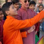 Jeff Bezos Instagram - Any day is a good day when you get to fly a kite. #ThankYouIndia Delhi, India