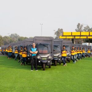Jeff Bezos Instagram - Hey, India. We’re rolling out our new fleet of electric delivery rickshaws. Fully electric. Zero carbon. #ClimatePledge