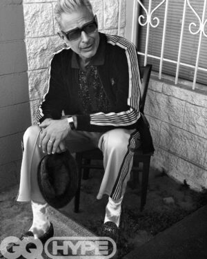 Jeff Goldblum Instagram - Cool on a hot day in North Hollywood… 😎 @mschwartzphoto @atvottero @davidcoxhair