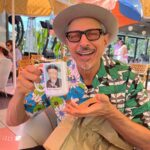 Jeff Goldblum Instagram - “Be well. Be very well.” To get your JG collectible mug, inquire at goldblumkaisershot@gmail.com. @worldoftatapam