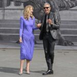 Jeff Goldblum Instagram - We had the best time shooting in the UK, so it was extra special to return to celebrate with cast and crew. “Jurassic World: Dominion” is out June 10th! 🦖😎 London, United Kingdom
