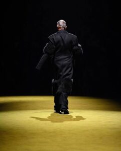 Jeff Goldblum Instagram - Respect, deep thanks, and love for the brilliant work and art of Mrs. Prada, Raf, and the sweet kindness and overwhelming generosity of the entire team. It was an honor. @prada #pradafw22 Milan, Italy