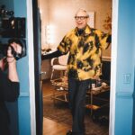 Jeff Goldblum Instagram - Honored to be back with my friend @j_corden as one of his final guests on @latelateshow. Thank you, James! Tune in tonight! Owen Wilson!!! 🙏🏼💛💙✨ CBS Television City
