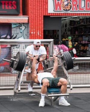Jeff Seid Instagram - Once upon a time at muscle beach
@vqfit