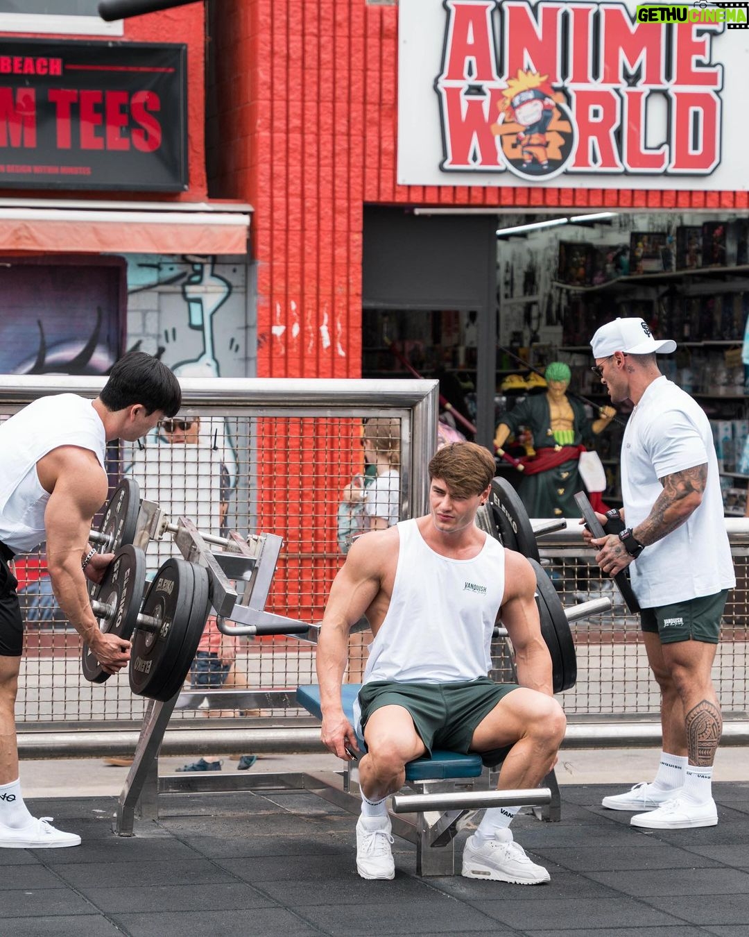 Jeff Seid - 241.2K Likes - Once upon a time at muscle beach
@vqfit