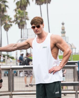 Jeff Seid Instagram - Once upon a time at muscle beach
@vqfit