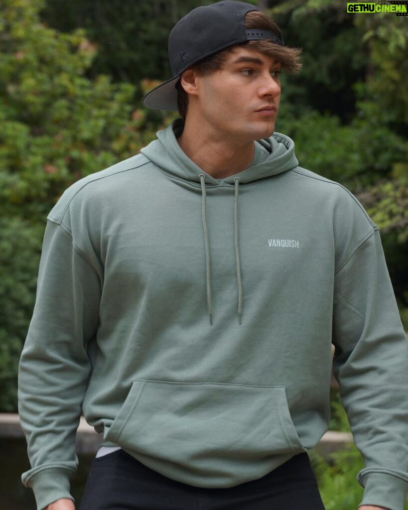 Jeff Seid Instagram - Rare pic of me fully clothed 😂 @vqfit essentials v2