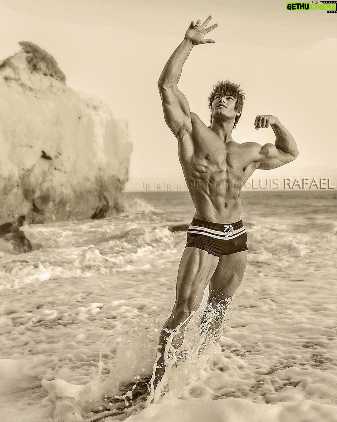 Jeff Seid Instagram - Jeff Seid is the name and aesthetics is my game 😉 Malibu, California