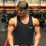 Jeff Seid Instagram - it’s good to be home 😌 check out our biggest sale up to 80% off + use code HOTDEALS for an additional 15% off @vqfit
