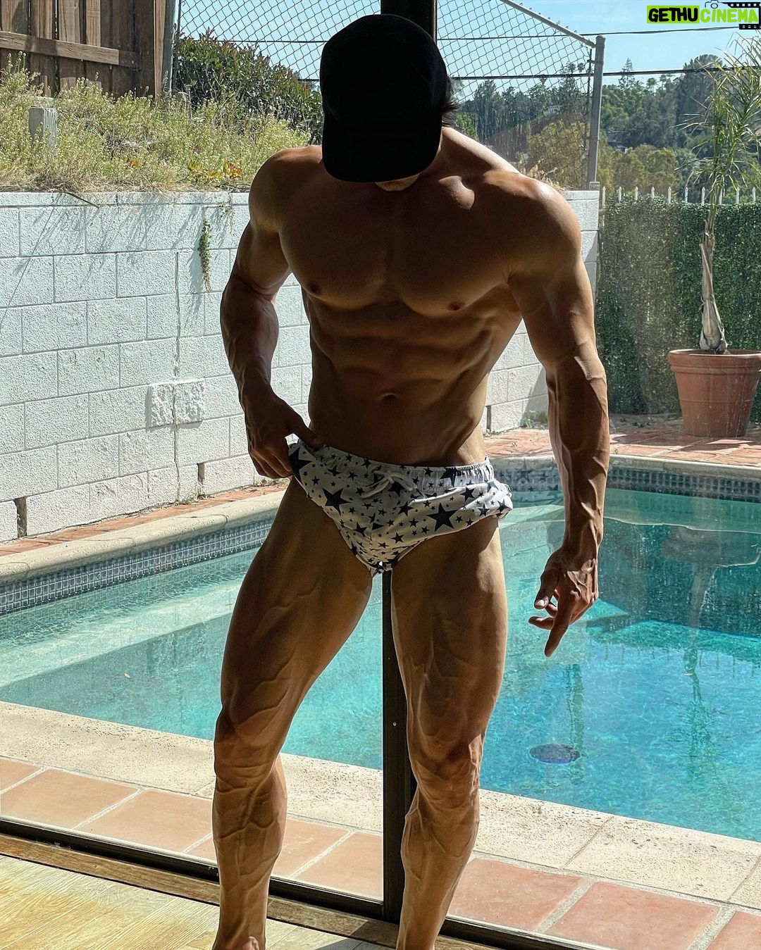 Jeff Seid - 250.5K Likes - Rate my current physique 😈